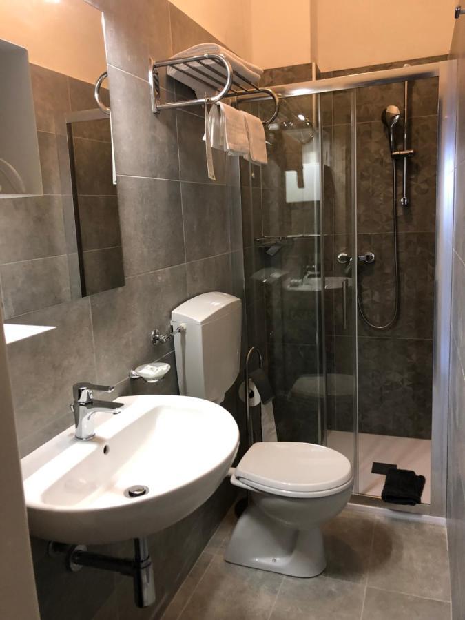 Hotel Valdinievole Lido di Camaiore Kültér fotó
