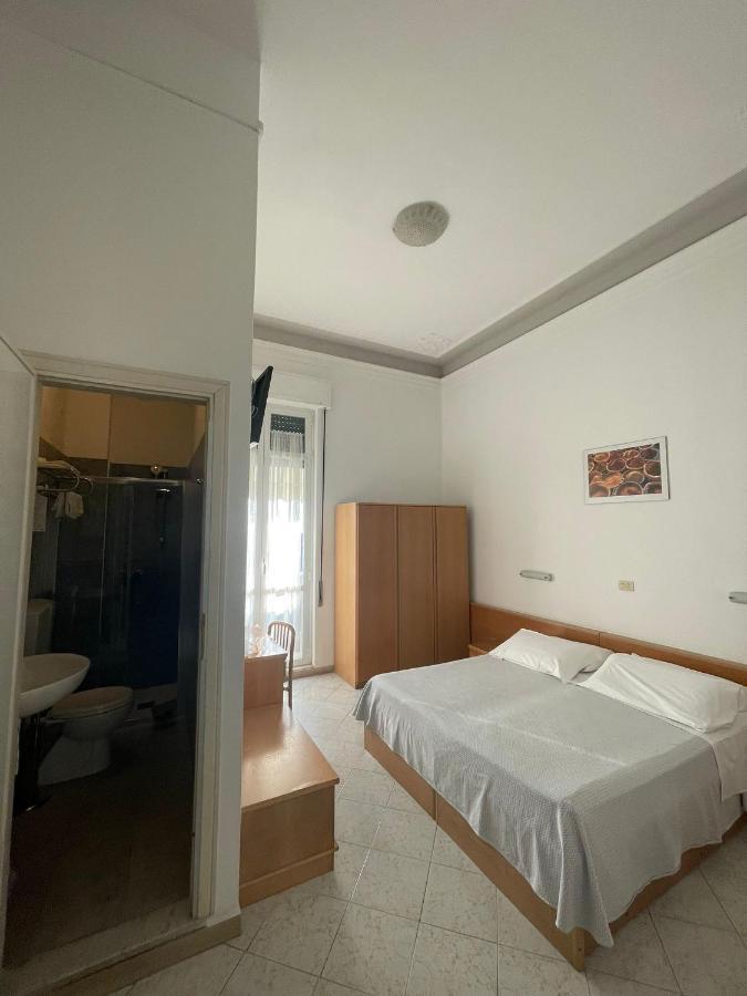 Hotel Valdinievole Lido di Camaiore Kültér fotó