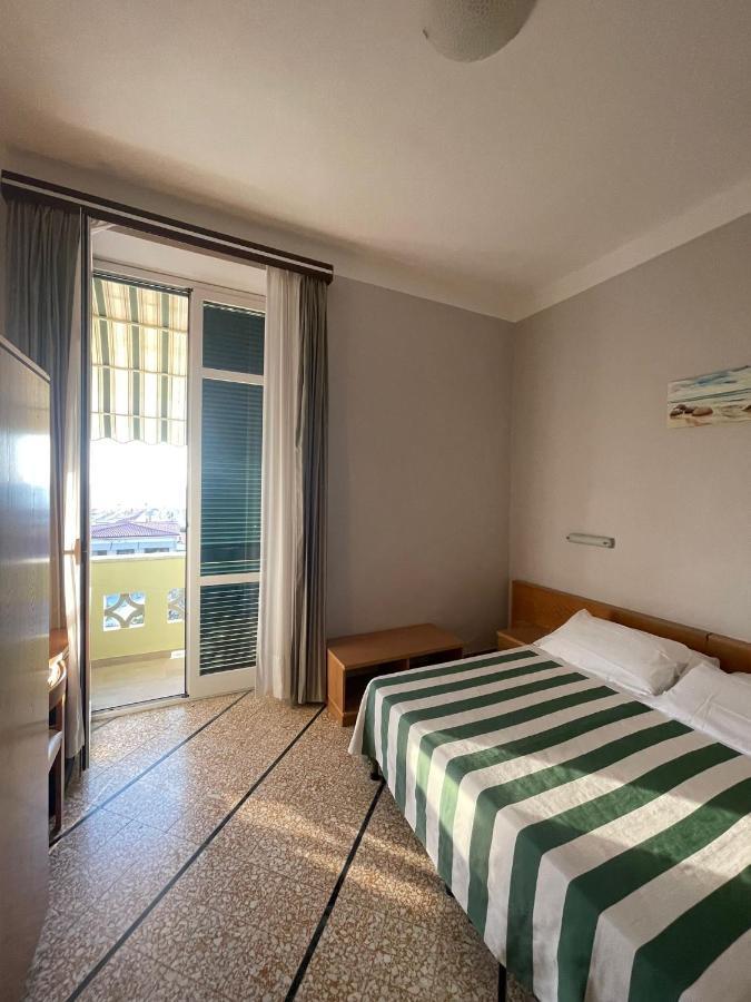 Hotel Valdinievole Lido di Camaiore Kültér fotó