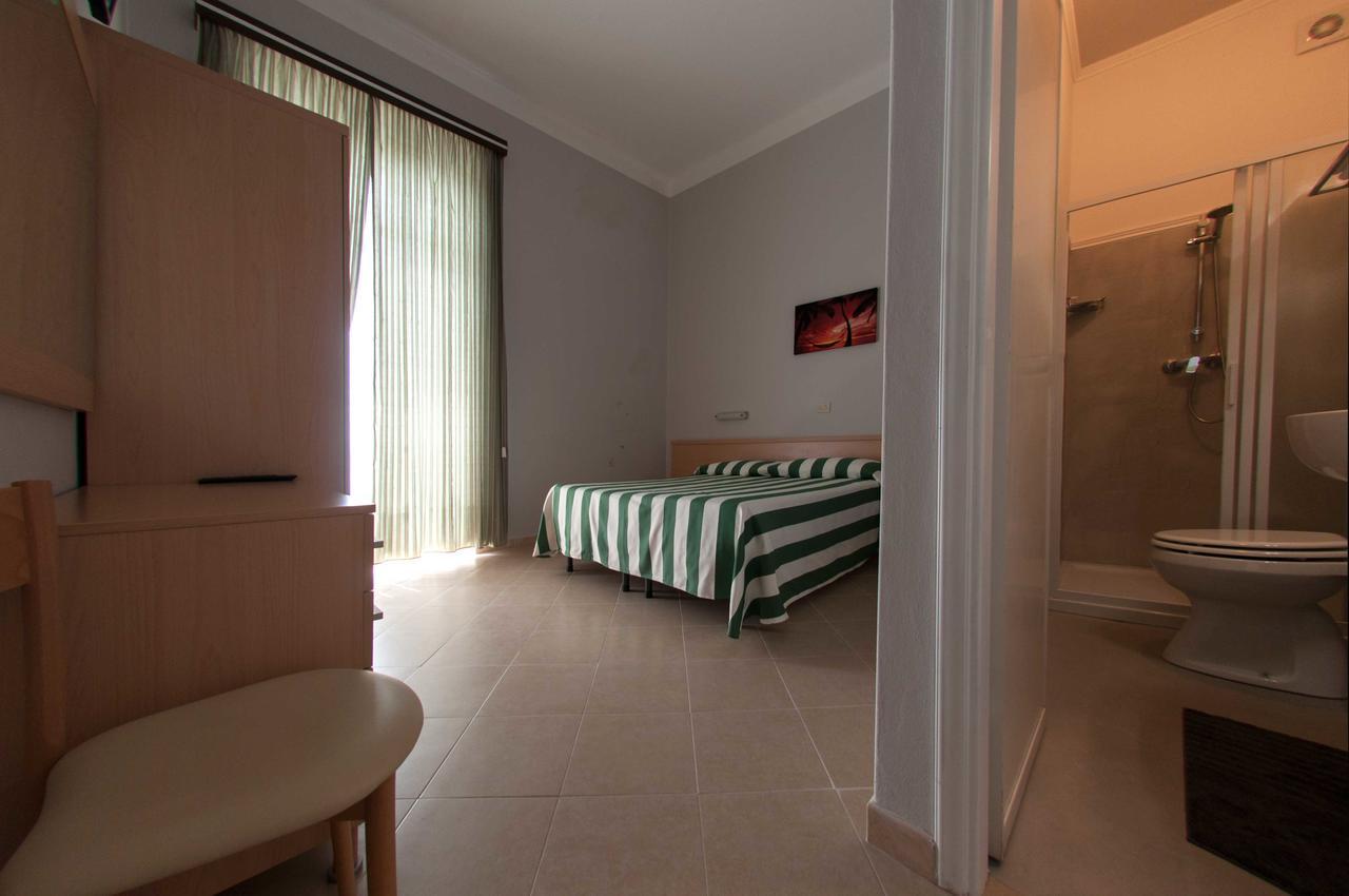 Hotel Valdinievole Lido di Camaiore Kültér fotó